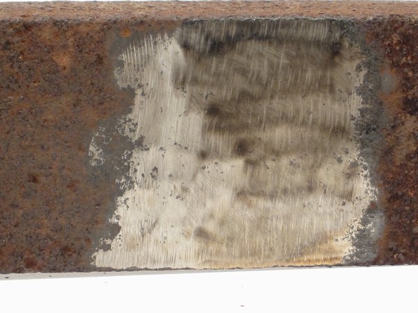 Angle grinder grinding wheel then flap disc effect on metal